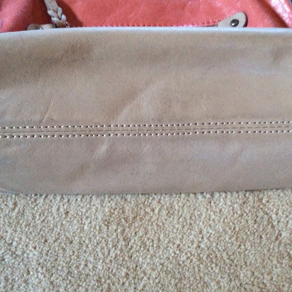 The Sak Indio coral toned bag leather woven strap - Picture 3 of 6